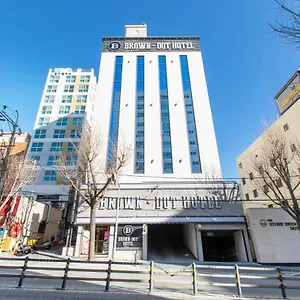 3* 호텔 브라운 도트 미남