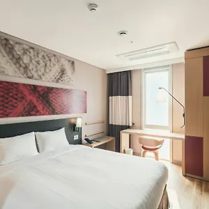 Ibis Ambassador Haeundae Пусан